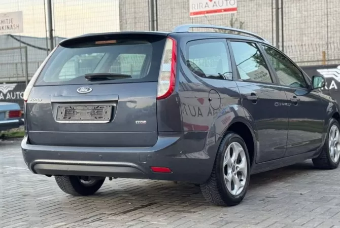 Makina ne shitje ne Tirane - 2,900 Euro