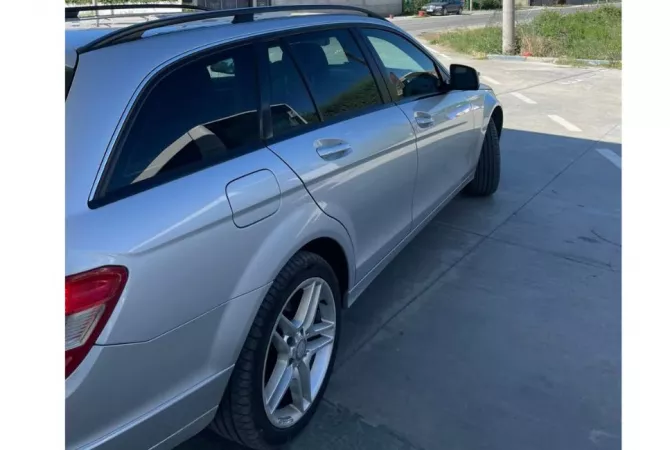 Cars for sale in Tirana - 4,700 Euro