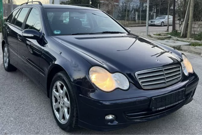 Cars for sale in Tirana - 3,300 Euro