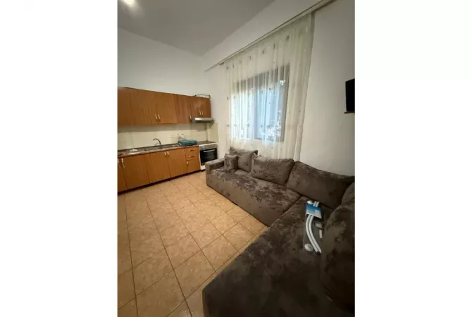 House for Rent 1+1 in Tirana - 35,000 Leke