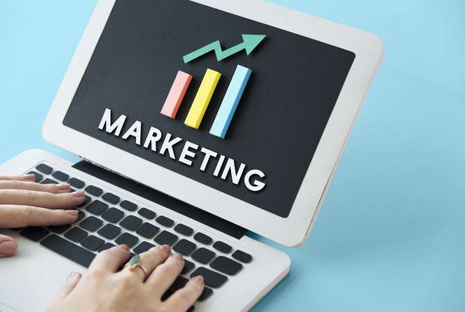 IT and Marketing Services  in Tirana - 100 Euro