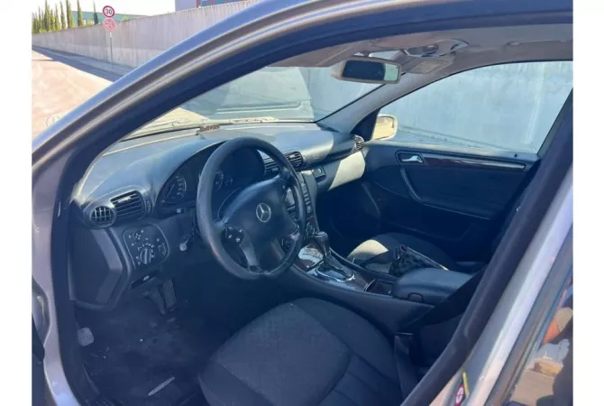 Cars for sale in Tirana - 4,000 Euro