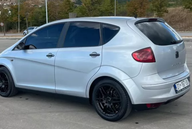 Makina ne shitje ne Prishtine - 4,900 Euro