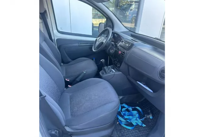 Makina ne shitje ne Tirane - 2,800 Euro