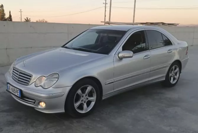 Cars for sale in Durres - 4,650 Euro
