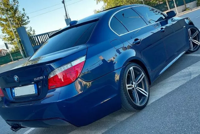 Cars for sale in Tirana - 10,000 Euro