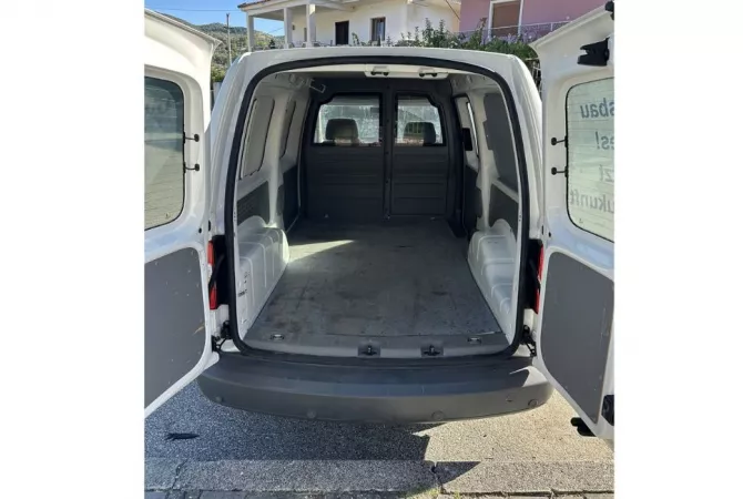 Cars for sale in Tirana - 7,000 Euro