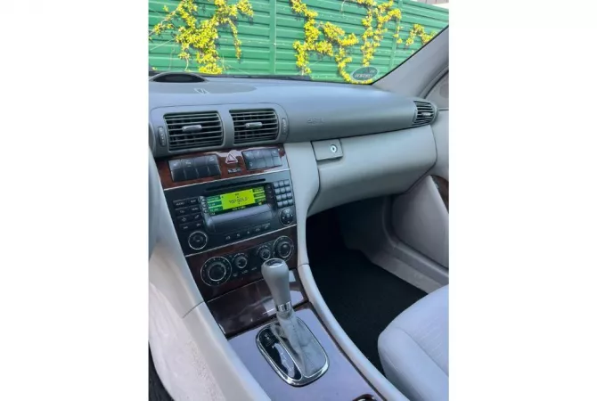 Cars for sale in Tirana - 5,200 Euro