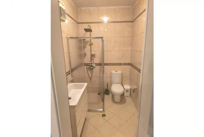 Shtepi ne shitje Apartament ne Tirane, 2+1, Mobilimi E mobiluar, Pagesa 385,000  Euro.