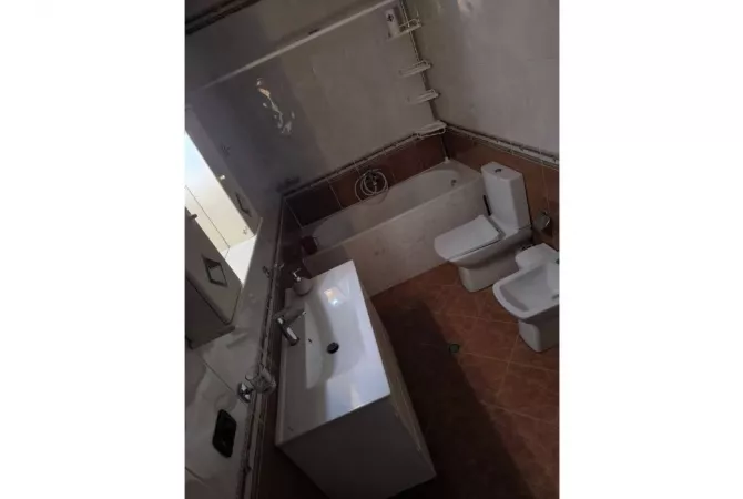 Shtepi ne shitje Apartament ne Tirane, 2+1, Mobilimi E mobiluar, Pagesa 385,000  Euro.