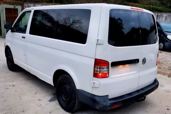 Makina ne shitje ne Tirane - 8,800 Euro