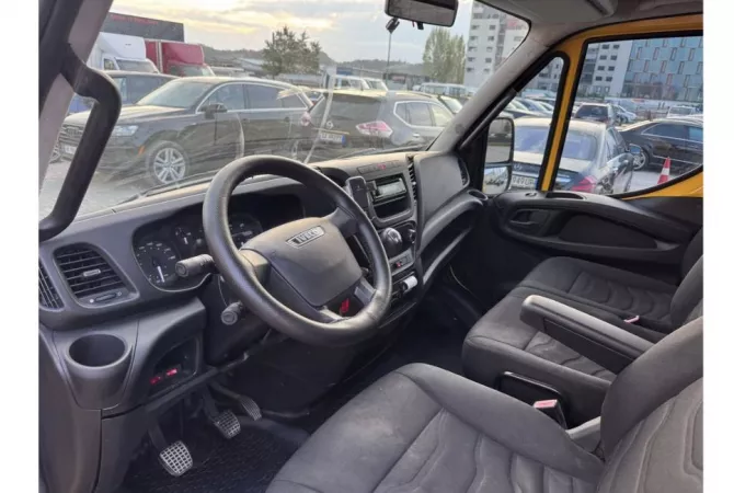 Makina ne shitje ne Tirane - 27,500 Euro