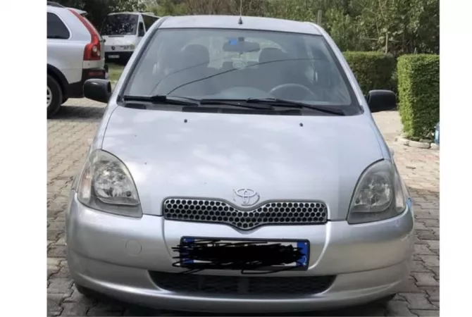 Makina ne shitje ne Tirane - 2,600 Euro