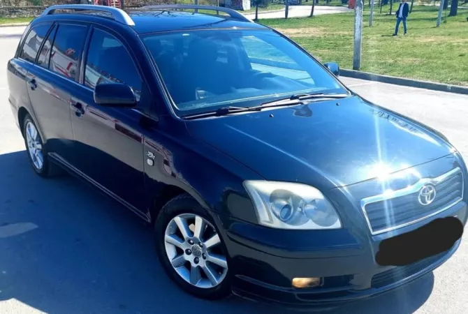 Makina ne shitje ne Tirane - 3,000 Euro