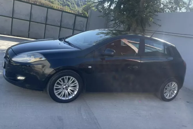 Cars for sale in Tirana - 3,500 Euro