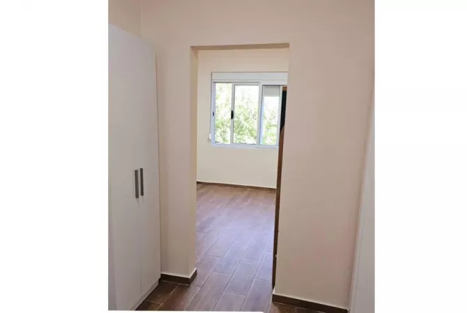 Shtepi me qera 2+1 ne Tirane - 650 Euro