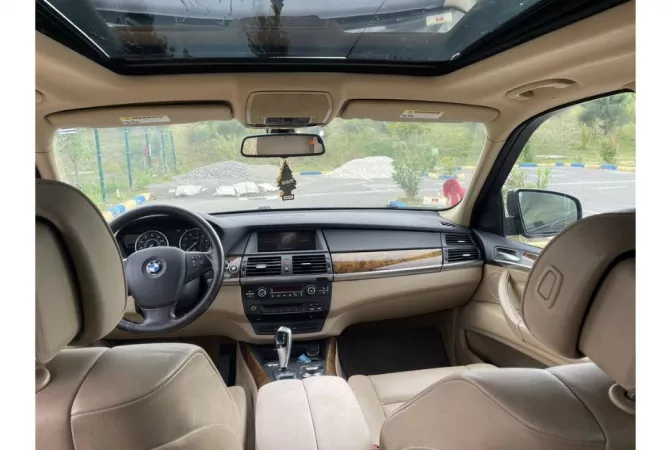 Cars for sale in Tirana - 6,700 Euro