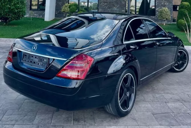 Cars for sale in Tirana - 7,700 Euro