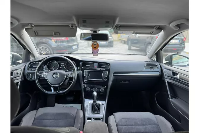 Makina ne shitje ne Tirane - 8,600 Euro