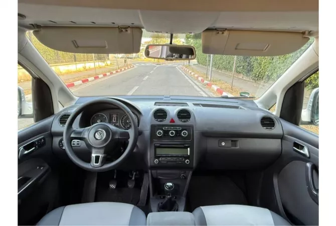 Makina ne shitje ne Tirane - 6,700 Euro