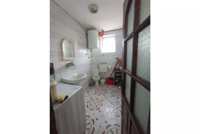 House for Rent 1+1 in Korca - 17,000 Leke