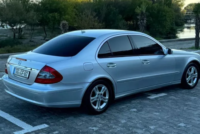 Makina ne shitje ne Tirane - 6,400 Euro