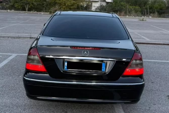 Makina ne shitje ne Tirane - 7,300 Euro