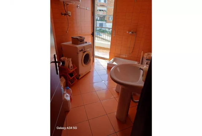 Shtepi me qera 1+1 ne Tirane - 450 Euro