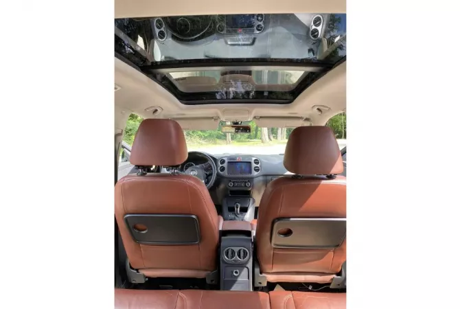 Makina ne shitje ne Tirane - 8,900 Euro