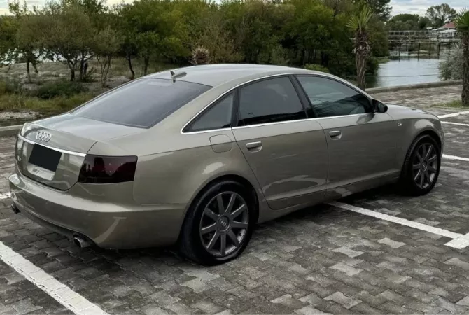 Makina ne shitje ne Tirane - 4,500 Euro