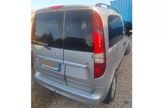 Cars for sale in Tirana - 2,200 Euro