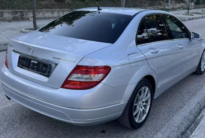 Cars for sale in Tirana - 5,200 Euro