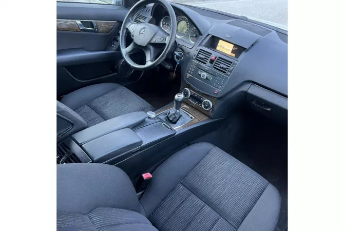 Cars for sale in Tirana - 5,200 Euro