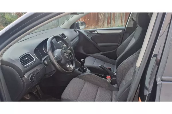Cars for sale in Tirana - 4,400 Euro