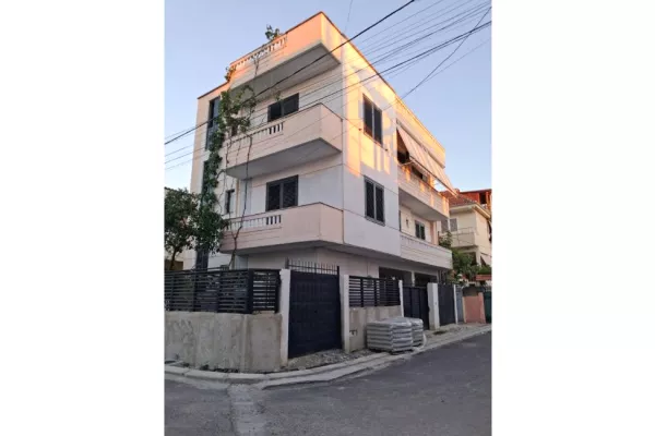 Casa in affitto 3+1 a Tirana - 45,000 Leke