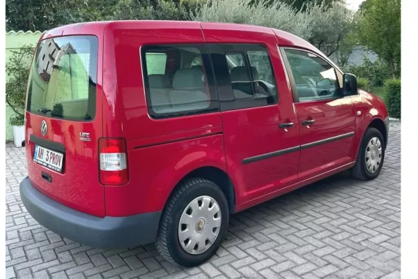 Cars for sale in Tirana - 4,500 Euro