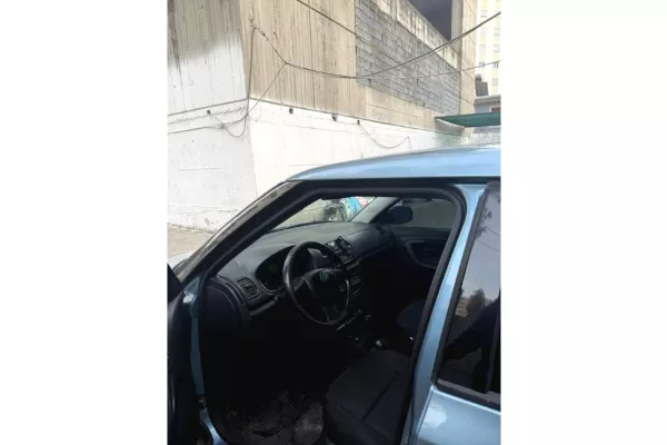 Makina ne shitje ne Tirane - 5,000 Euro
