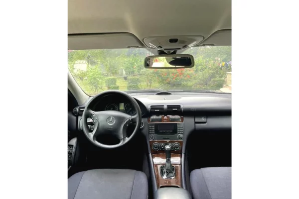 Makina ne shitje ne Elbasan - 4,400 Euro