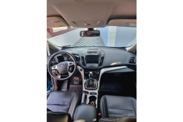 Makina ne shitje ne Tirane - 8,000 Euro