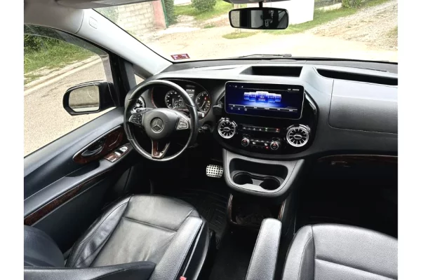 Makina ne shitje ne Durres - 23,500 Euro