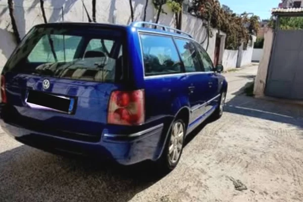 Makina ne shitje ne Tirane - 2,300 Euro