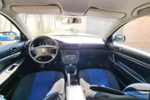Makina ne shitje ne Tirane - 2,300 Euro
