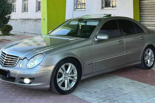 Makina ne shitje ne Tirane - 5,800 Euro