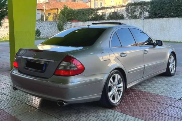 Makina ne shitje ne Tirane - 5,800 Euro
