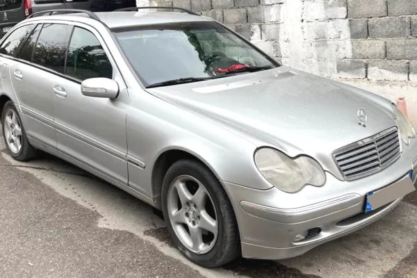 Cars for sale in Tirana - 3,000 Euro
