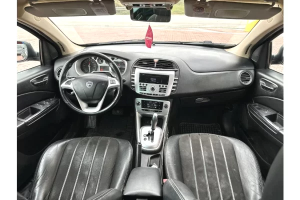 Cars for sale in Tirana - 3,700 Euro