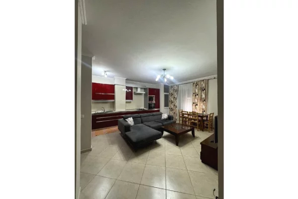 Casa in affitto 2+1 a Tirana - 60,000 Leke