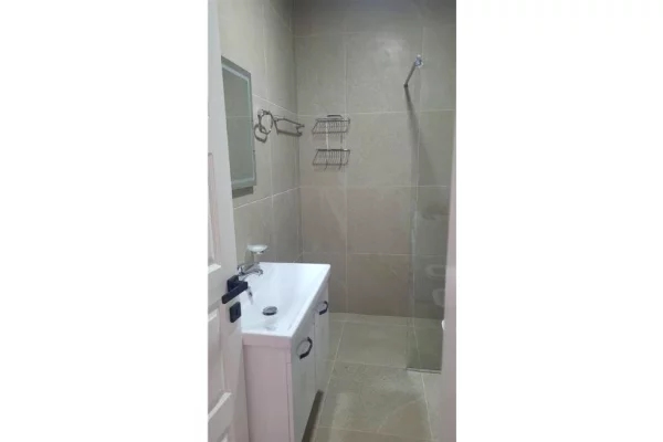 Casa in affitto 1+1 a Tirana - 60,000 Leke