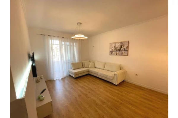 Shtepi ne shitje 1+1 ne Tirane - 109,000 Euro