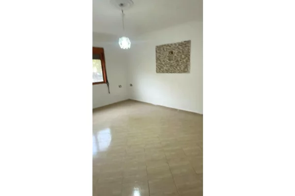 Shtepi ne shitje 2+1 ne Durres - 80,000 Euro